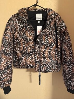 Avec Les Filles Black, Brown & White Printed Cropped Puffer Jacket